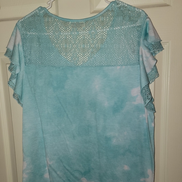 Blouse - Picture 2 of 3